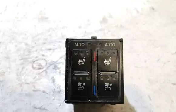 Lexus RX 330 - 350 - 400H Seat heating switch 2337W5N