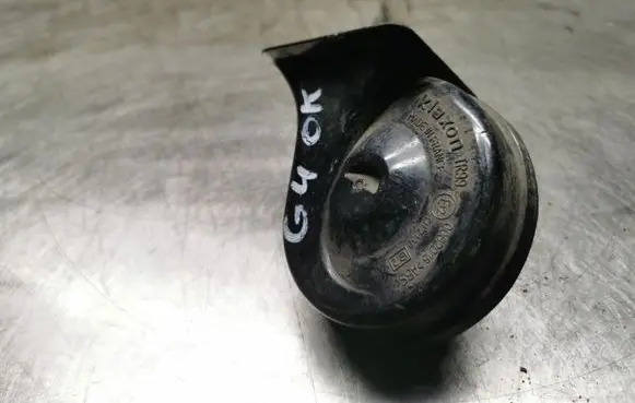 Volkswagen Golf IV Horn signal