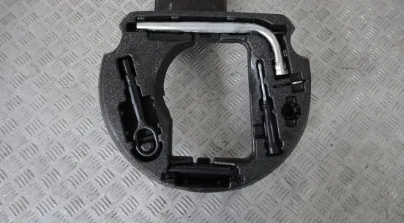 Audi A6 C7 Tool box 4G0012109F