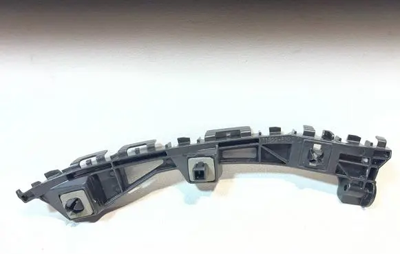 Suzuki Swift III Rear bumper mounting bracket 7182253R0