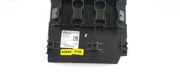 Volkswagen PASSAT B7 Comfort/convenience module 5K0937085AB