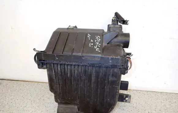 Suzuki Splash Air filter box cover 