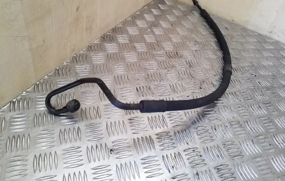 Power steering hose/pipe/line