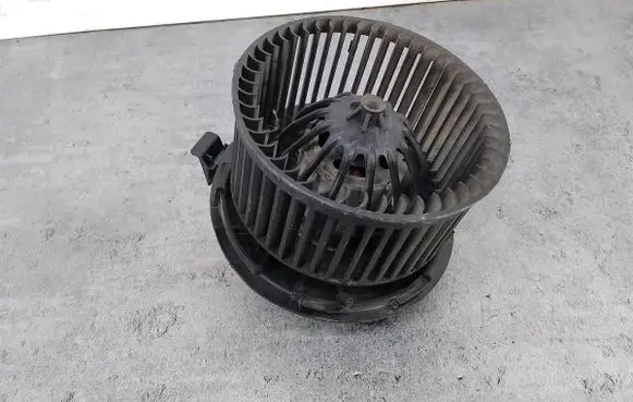 Heater fan/blower