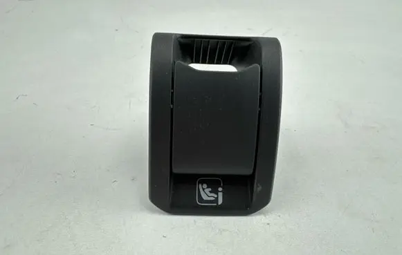 Volkswagen Golf VIII ISOFIX cover 5H0887233B