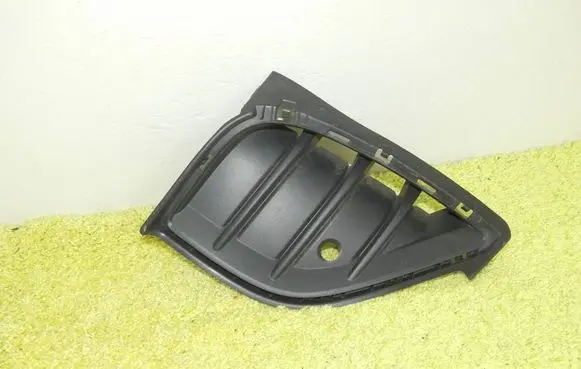 Volkswagen ID.4 Front bumper lower grill 11A807819