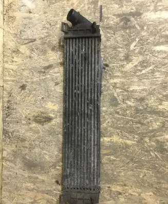 Ford Mondeo MK IV Intercooler radiator