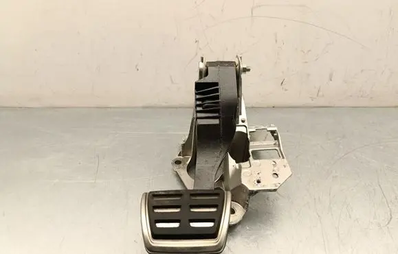 Skoda Enyaq iV Brake pedal 1EC723058K