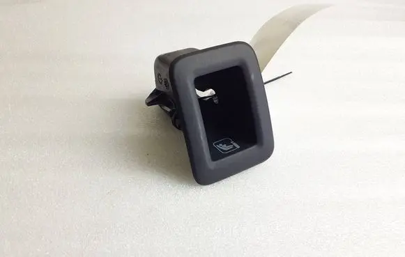 Audi Q2 - ISOFIX cover 81A887233A 70106660