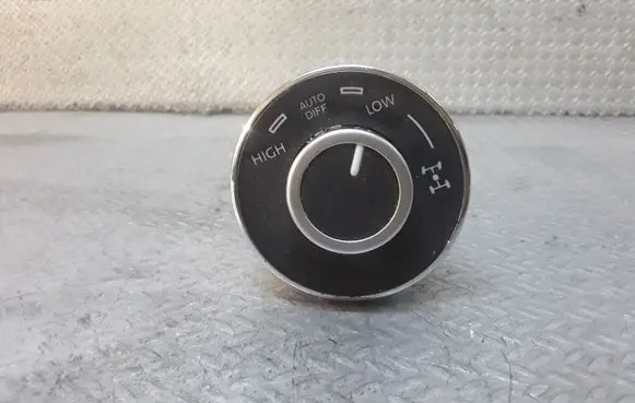 Volkswagen Touareg I Differential lock switch 7L6941435N