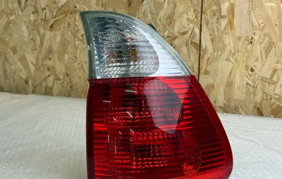 BMW X5 E53 Rear/tail lights 6916908 691690806