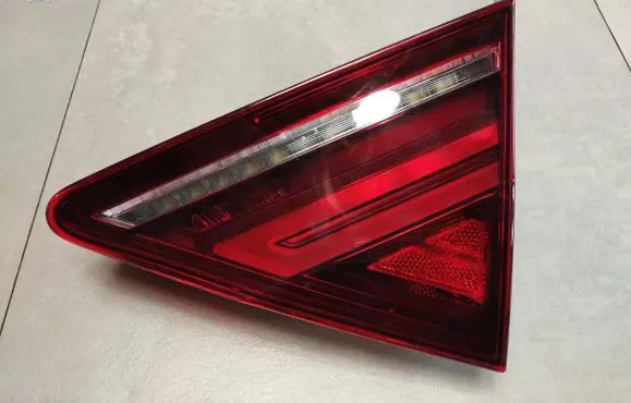 Audi A7 S7 4G Tailgate rear/tail lights 4G8945094H