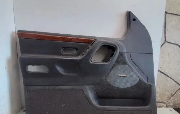 Jeep Grand Cherokee (WJ) Front door card panel trim