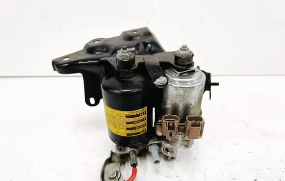 Toyota Prius+ (ZVW40) Brake booster 4707012010