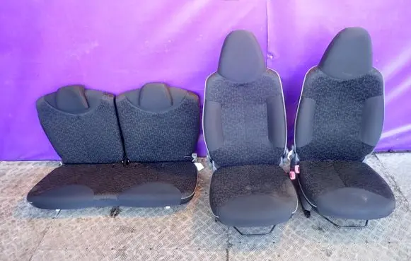 Seat set