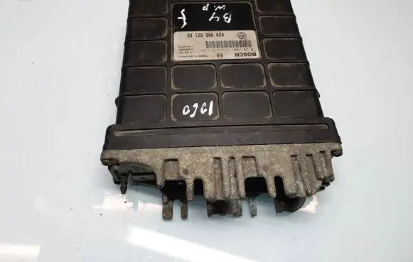 Volkswagen PASSAT B4 Engine control unit/module 0281001411 0281001412 028906021DD