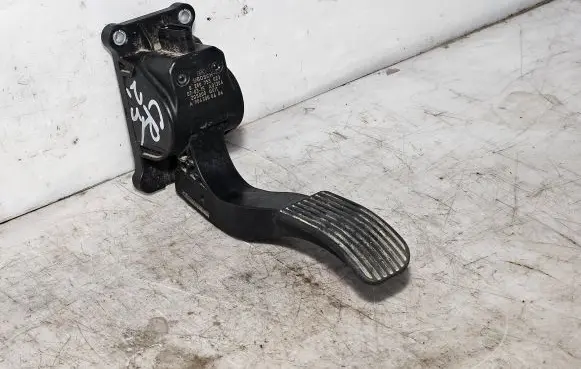 Volkswagen Crafter Accelerator throttle pedal A9063000404 0280755023
