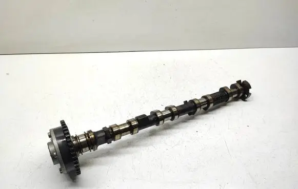 BMW 7 E65 E66 Camshaft 7512182 7504152