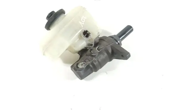 Lexus GS 300 350 430 450H Master brake cylinder 47028-30010