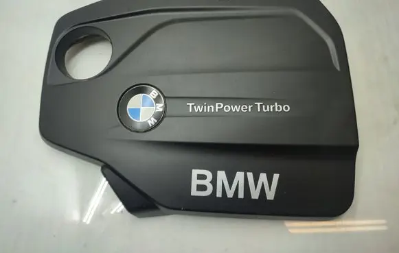 BMW 4 F32 F33 Engine cover (trim) 8514202