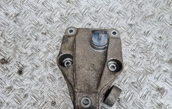 BMW 5 F10 F11 Engine mounting bracket 6777623 22116777623