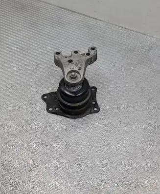 Volkswagen Polo V 6R Engine mount bracket 6Q0199185T