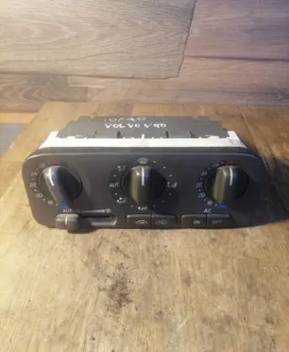 Volvo S40, V40 Climate control unit