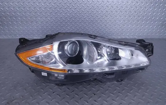Jaguar XJ X351 Headlight/headlamp AW9313W029FD C2D3174 C2D60264