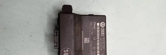 Volkswagen Golf V Gateway control module 1K0907530F 1K0907951 025TFJ