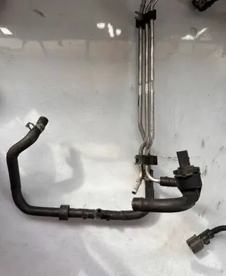 Seat Ibiza IV (6J,6P) Fuel line pipe 