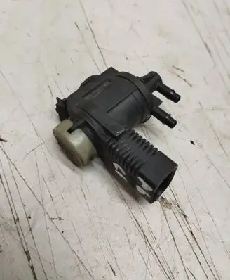 Audi A6 S6 C6 4F Turbo solenoid valve 1K0906283A