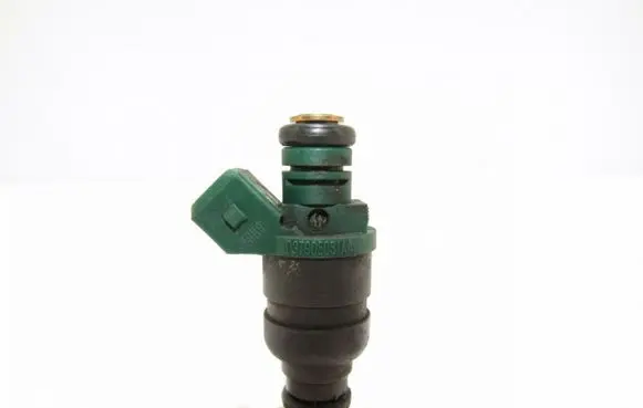 Seat Toledo II (1M) Fuel injector 037906031aa