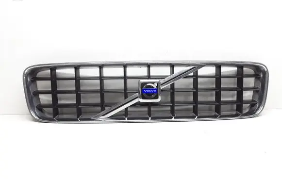 Volvo XC90 Front bumper upper radiator grill 8620641 08620587