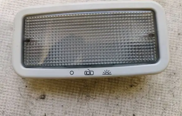 Volkswagen Transporter - Caravelle T5 Rear seat light 7E0947105C