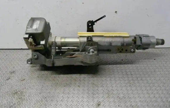 Mercedes-Benz B W245 Steering wheel axle a1694603016