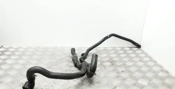 Volkswagen Tiguan Engine coolant pipe/hose 5N0121156C 5N0121070F