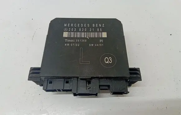 Mercedes-Benz C W203 Door control unit/module 2038202185
