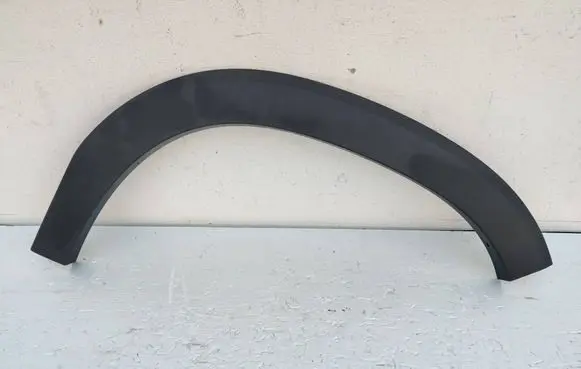 Dacia Duster II Front arch trim 8201713078 8201713074
