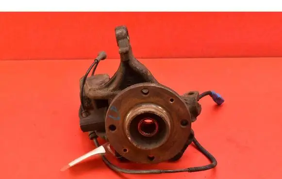 Front wheel hub spindle knuckle