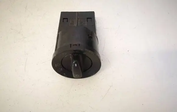 Volkswagen Golf IV Light switch 3B0941531C