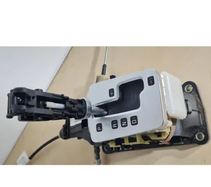 Volvo XC70 Gear shifter/selector 31259559 S567B T20111007204058