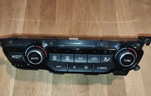 KIA Niro Climate control unit 97250G5CE0 210521