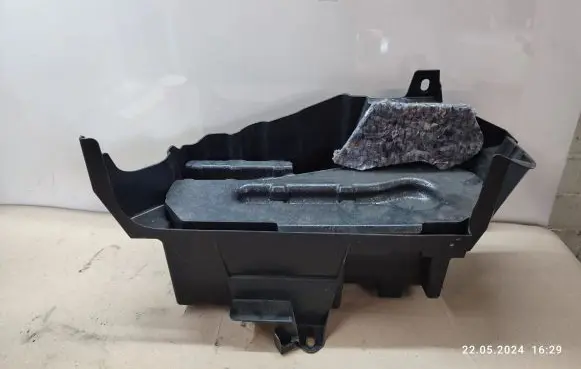Mercedes-Benz C W205 Other interior part