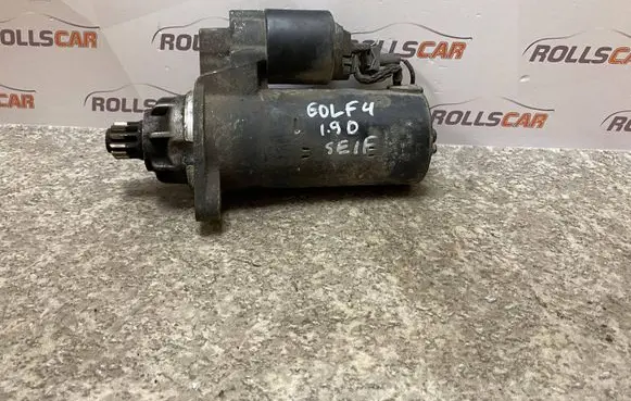 Volkswagen Golf IV Starter motor 001125018