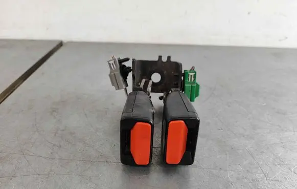 Volvo S90, V90 Rear seatbelt buckle 31369777 32239048