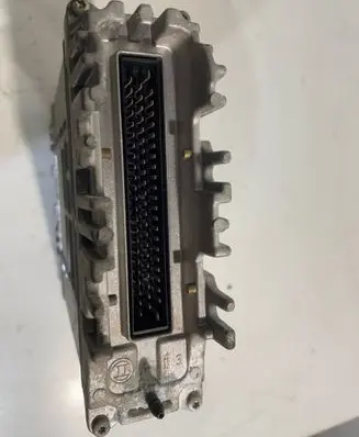 Audi A4 S4 B5 8D Engine control unit/module 0281001657 028906021GM 2S0197