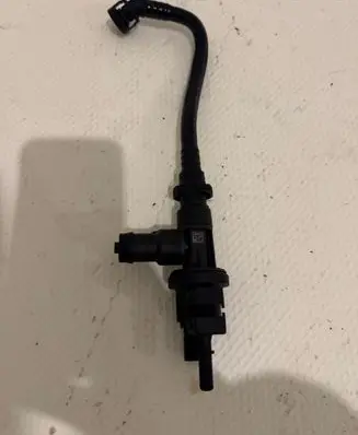 BMW 2 F44 Vacuum line/pipe/hose 7614013 0280142527