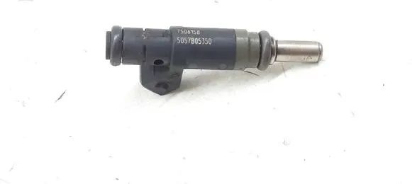 BMW 1 E81 E87 Fuel injector 7506158 S057B05275