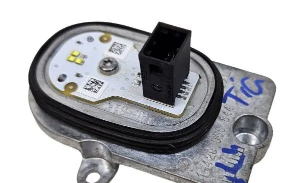 Volkswagen Tiguan Allspace LED ballast control module 1420000844