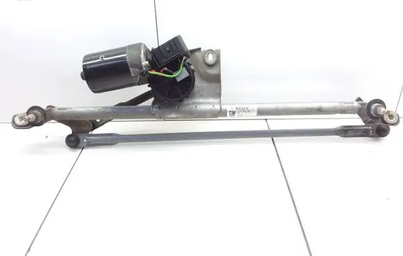 Opel Vectra B Front wiper linkage and motor 90504143 3397020388